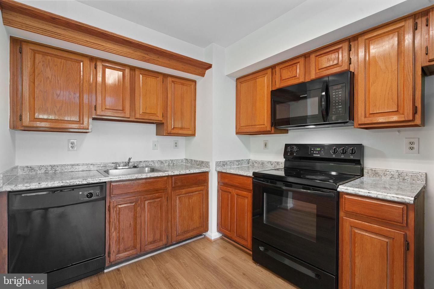 6915 COMPTON VALLEY CT, CENTREVILLE, Virginia 20121, 4 Bedrooms Bedrooms, ,3 BathroomsBathrooms,Residential,For sale,6915 COMPTON VALLEY CT,VAFX2236192 MLS # VAFX2236192