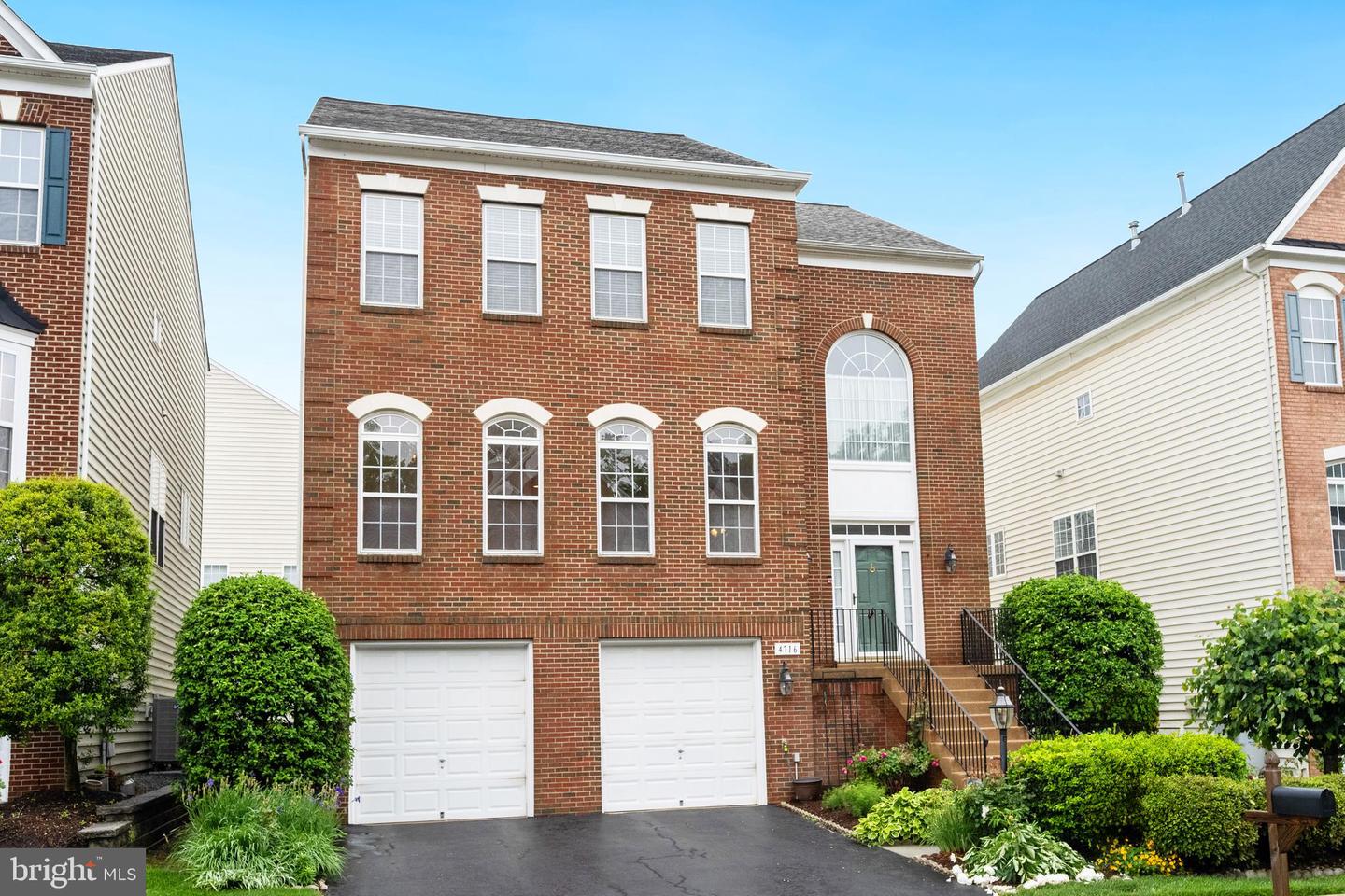 4716 COCHRAN PL, CENTREVILLE, Virginia 20120, 4 Bedrooms Bedrooms, ,3 BathroomsBathrooms,Residential,For sale,4716 COCHRAN PL,VAFX2236638 MLS # VAFX2236638