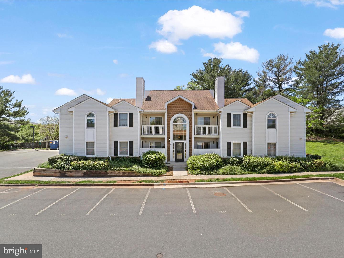 110 WESTWICK CT #7, STERLING, Virginia 20165, 2 Bedrooms Bedrooms, ,2 BathroomsBathrooms,Residential,For sale,110 WESTWICK CT #7,VALO2094922 MLS # VALO2094922