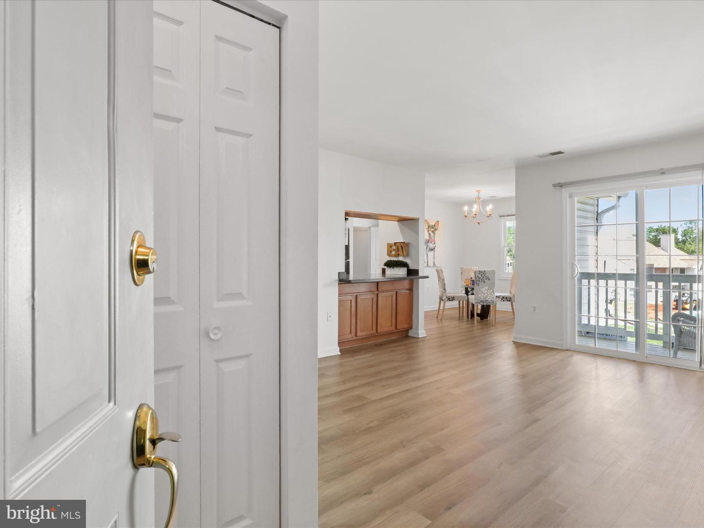 110 WESTWICK CT #7, STERLING, Virginia 20165, 2 Bedrooms Bedrooms, ,2 BathroomsBathrooms,Residential,For sale,110 WESTWICK CT #7,VALO2094922 MLS # VALO2094922