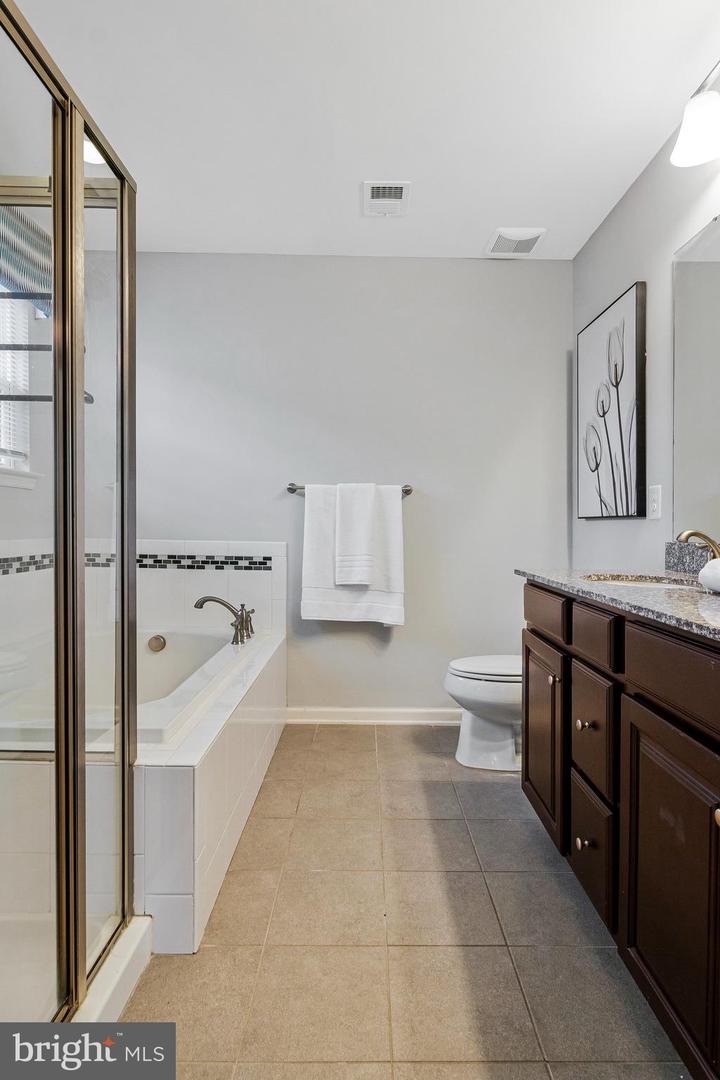 1506 MISSISSIPPI AVE SE, WASHINGTON, District Of Columbia 20032, 5 Bedrooms Bedrooms, ,3 BathroomsBathrooms,Residential,For sale,1506 MISSISSIPPI AVE SE,DCDC2198318 MLS # DCDC2198318