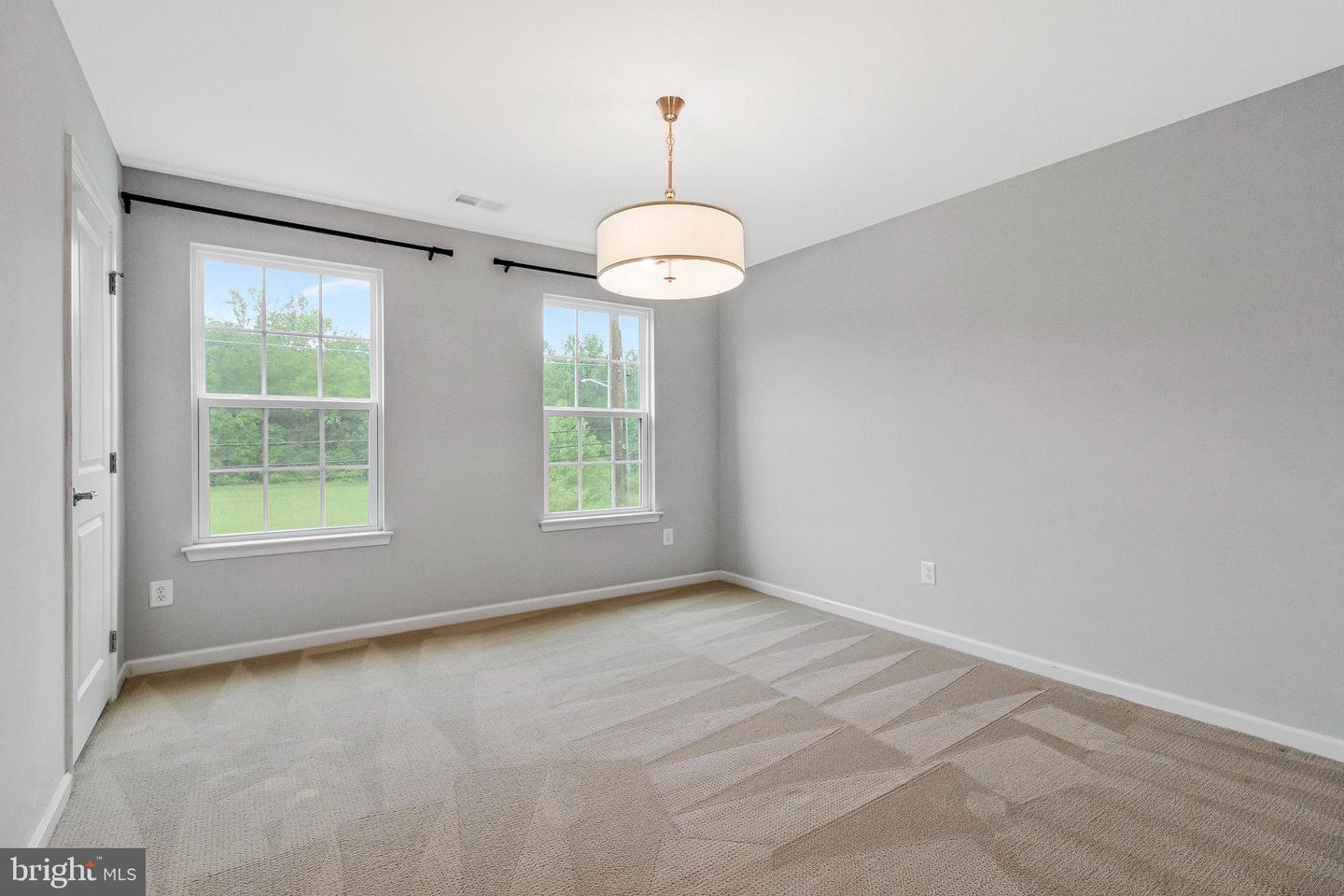 1506 MISSISSIPPI AVE SE, WASHINGTON, District Of Columbia 20032, 5 Bedrooms Bedrooms, ,3 BathroomsBathrooms,Residential,For sale,1506 MISSISSIPPI AVE SE,DCDC2198318 MLS # DCDC2198318