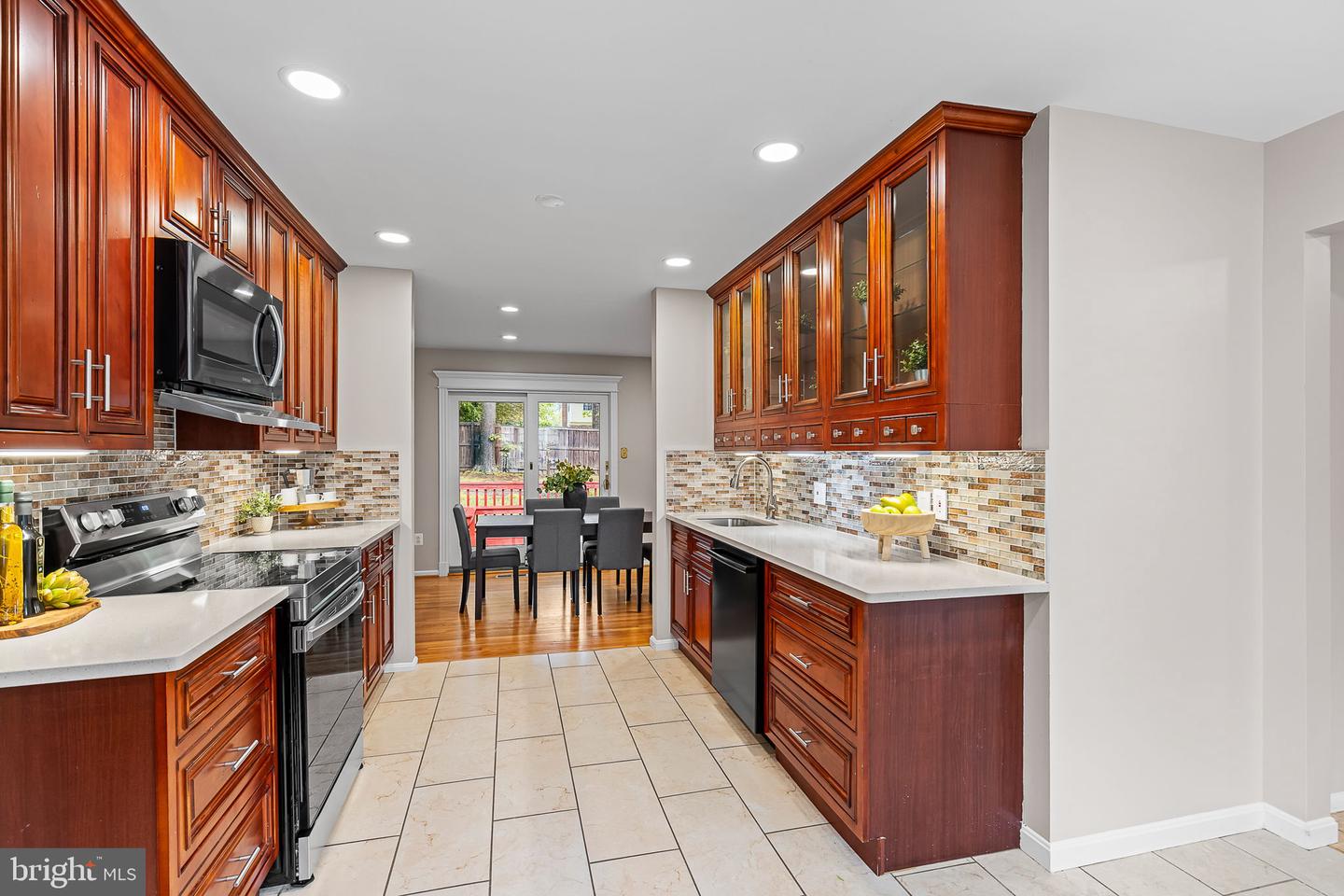 2436 ROCKBRIDGE ST, VIENNA, Virginia 22180, 5 Bedrooms Bedrooms, ,3 BathroomsBathrooms,Residential,For sale,2436 ROCKBRIDGE ST,VAFX2237848 MLS # VAFX2237848