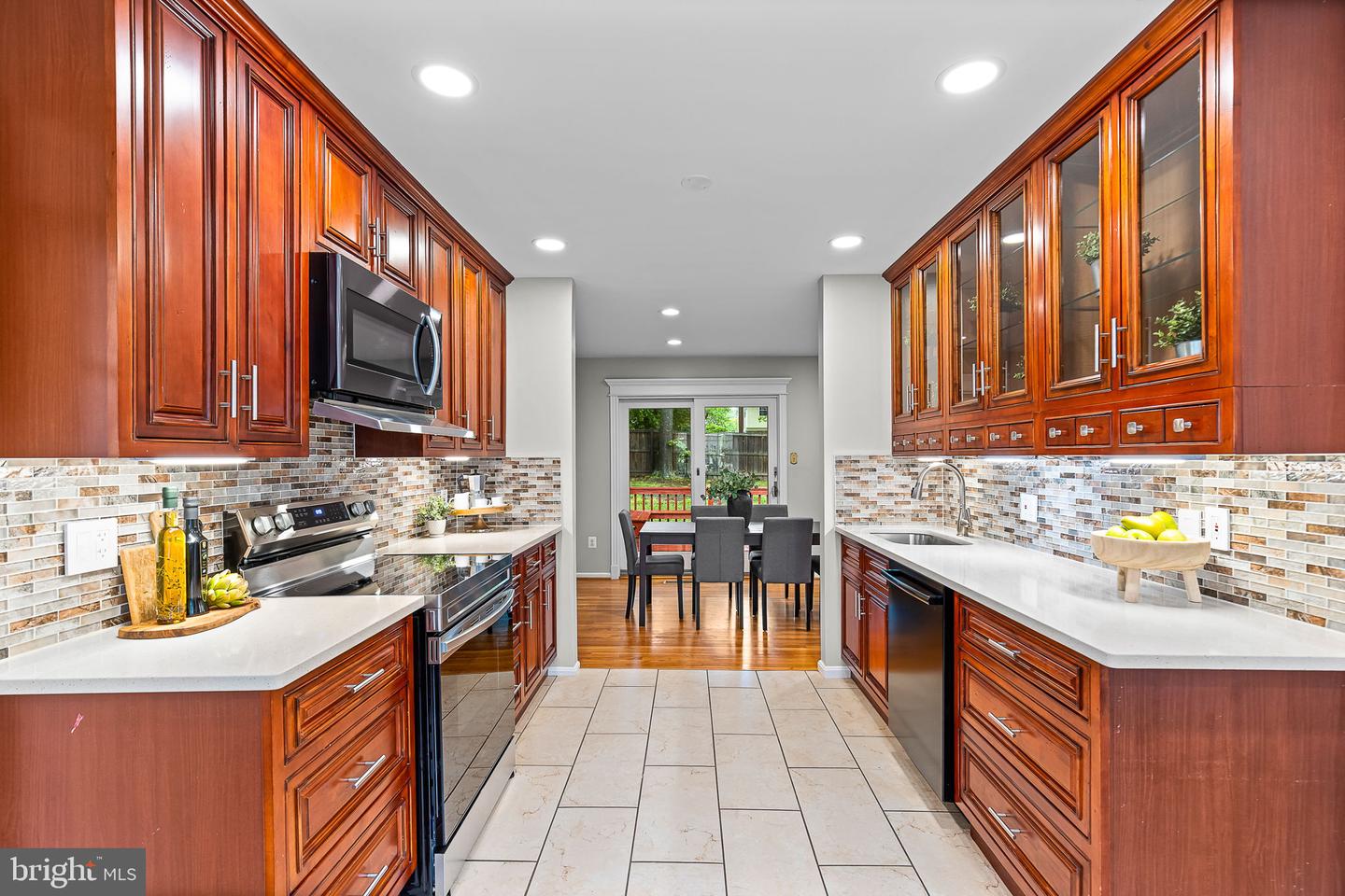 2436 ROCKBRIDGE ST, VIENNA, Virginia 22180, 5 Bedrooms Bedrooms, ,3 BathroomsBathrooms,Residential,For sale,2436 ROCKBRIDGE ST,VAFX2237848 MLS # VAFX2237848