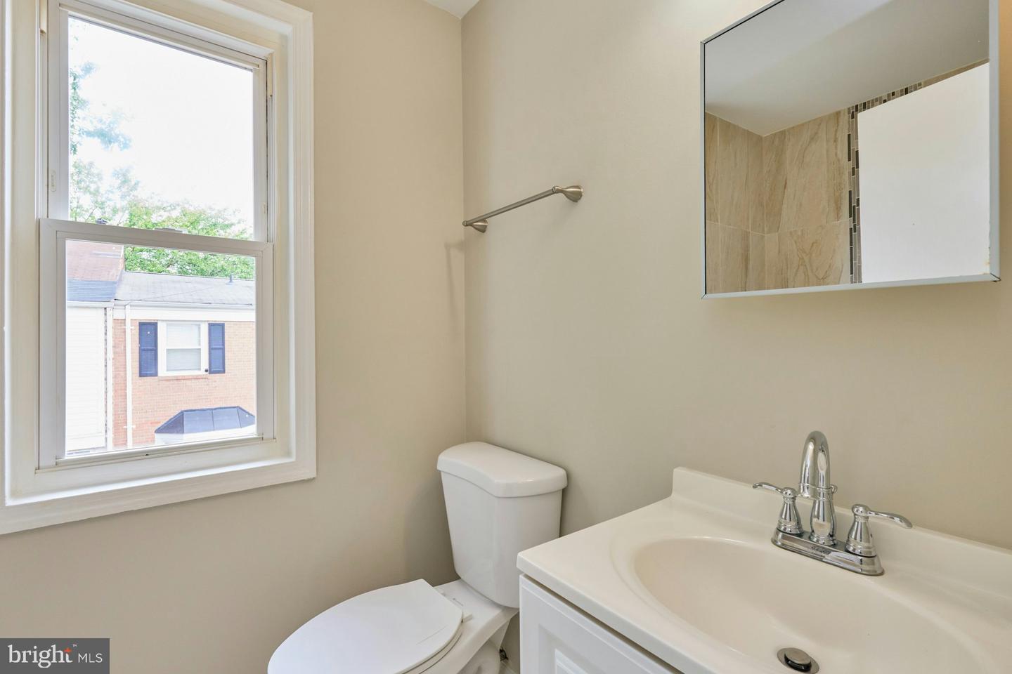 8321 IRONGATE WAY, MANASSAS, Virginia 20109, 3 Bedrooms Bedrooms, ,2 BathroomsBathrooms,Residential,For sale,8321 IRONGATE WAY,VAPW2093652 MLS # VAPW2093652