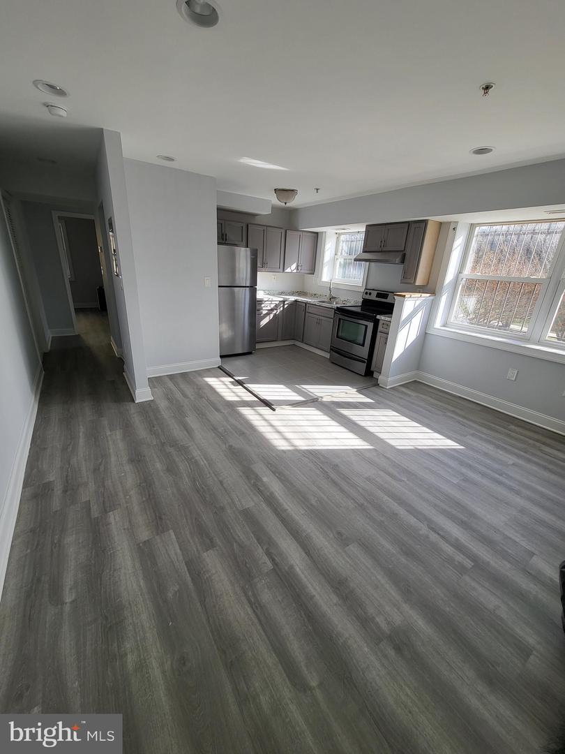 4800 C ST SE #104, WASHINGTON, District Of Columbia 20019, 2 Bedrooms Bedrooms, ,1 BathroomBathrooms,Residential,For sale,4800 C ST SE #104,DCDC2198616 MLS # DCDC2198616