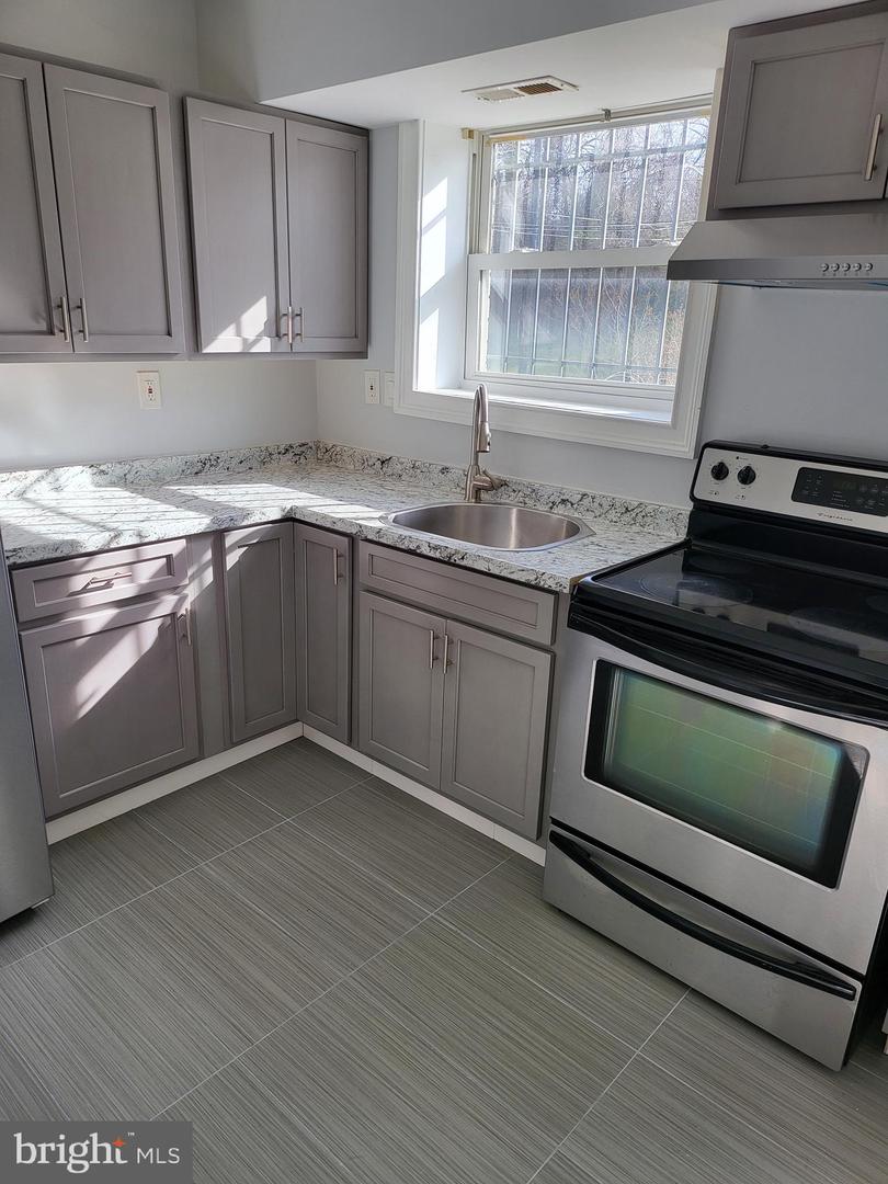 4800 C ST SE #104, WASHINGTON, District Of Columbia 20019, 2 Bedrooms Bedrooms, ,1 BathroomBathrooms,Residential,For sale,4800 C ST SE #104,DCDC2198616 MLS # DCDC2198616