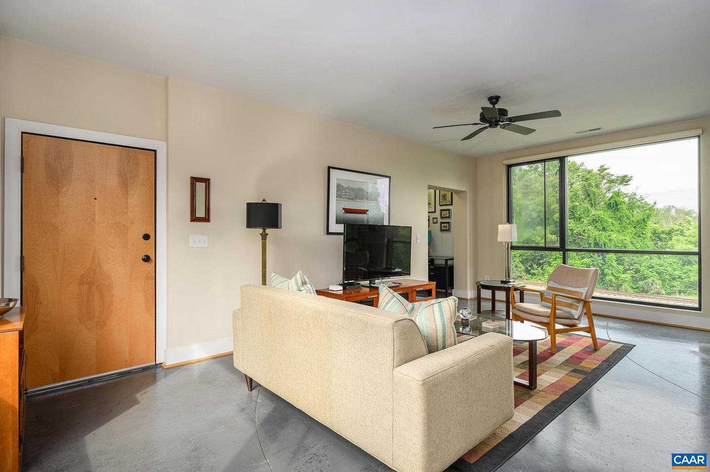 211 CREAM ST #202, CHARLOTTESVILLE, Virginia 22903, 2 Bedrooms Bedrooms, ,2 BathroomsBathrooms,Residential,For sale,211 CREAM ST #202,663984 MLS # 663984