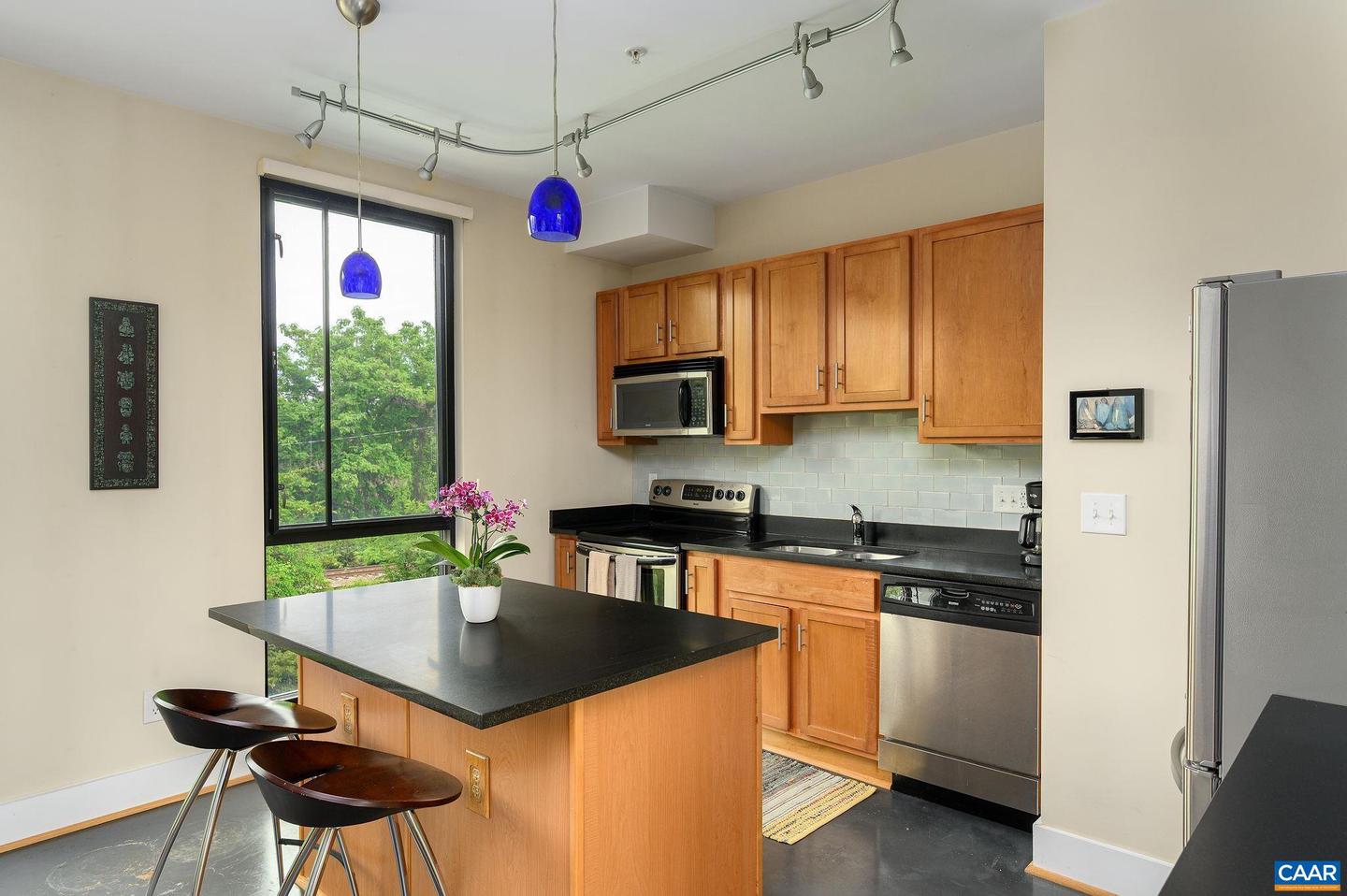 211 CREAM ST #202, CHARLOTTESVILLE, Virginia 22903, 2 Bedrooms Bedrooms, ,2 BathroomsBathrooms,Residential,For sale,211 CREAM ST #202,663984 MLS # 663984