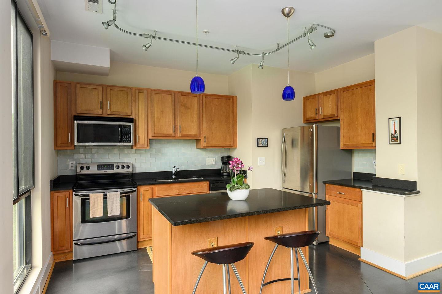 211 CREAM ST #202, CHARLOTTESVILLE, Virginia 22903, 2 Bedrooms Bedrooms, ,2 BathroomsBathrooms,Residential,For sale,211 CREAM ST #202,663984 MLS # 663984