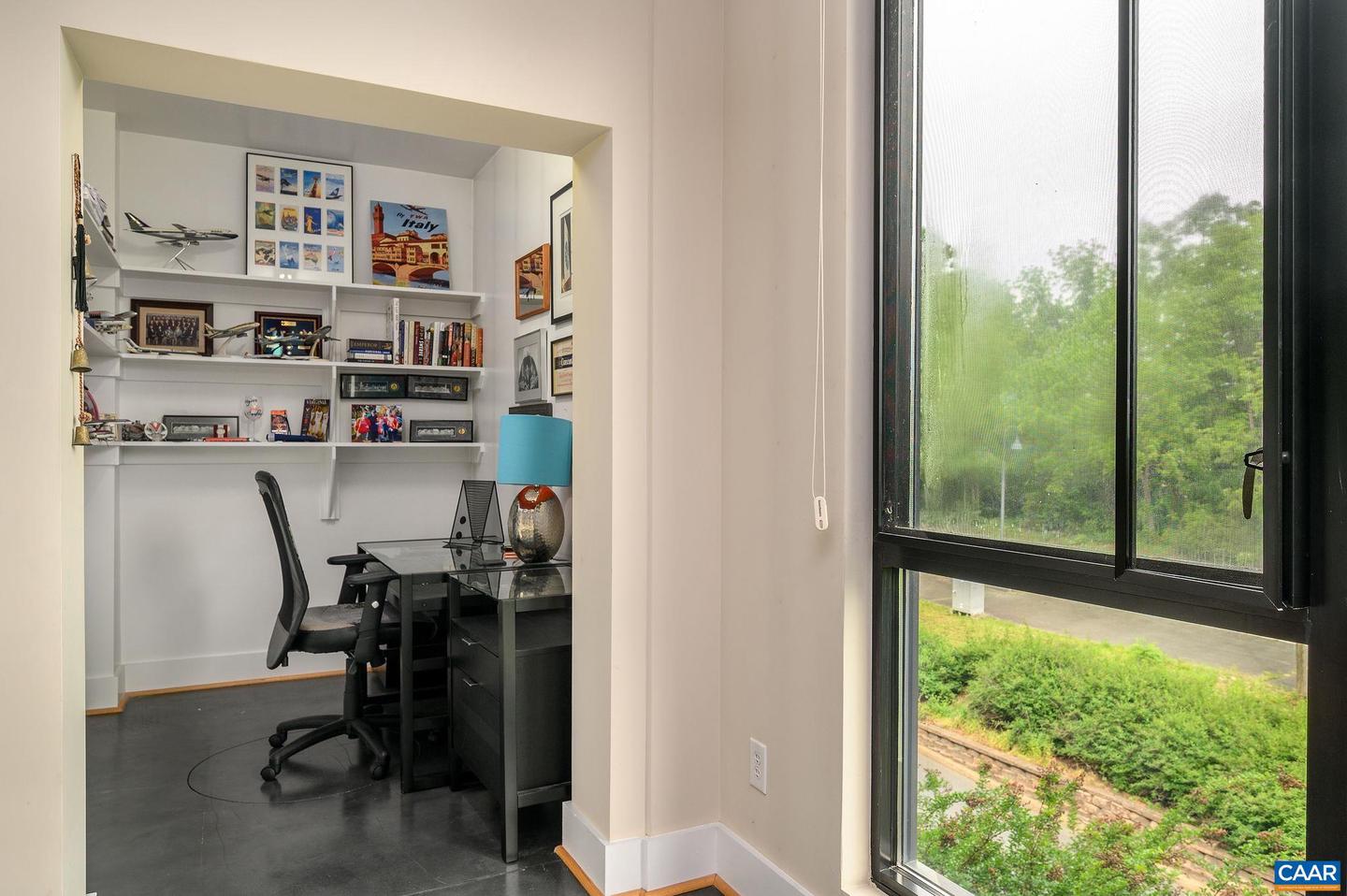 211 CREAM ST #202, CHARLOTTESVILLE, Virginia 22903, 2 Bedrooms Bedrooms, ,2 BathroomsBathrooms,Residential,For sale,211 CREAM ST #202,663984 MLS # 663984