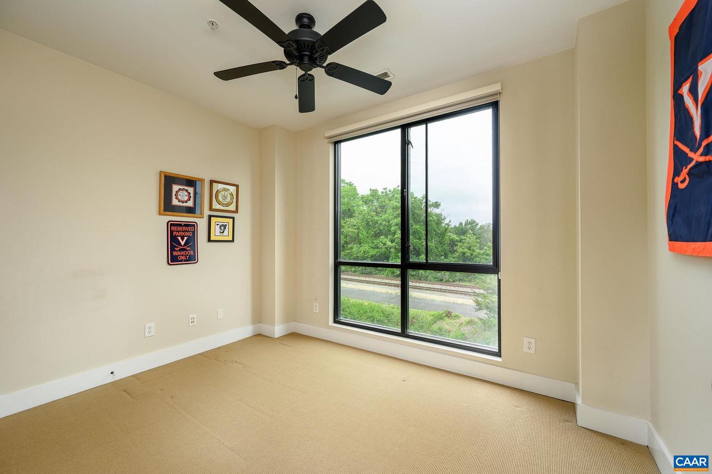 211 CREAM ST #202, CHARLOTTESVILLE, Virginia 22903, 2 Bedrooms Bedrooms, ,2 BathroomsBathrooms,Residential,For sale,211 CREAM ST #202,663984 MLS # 663984