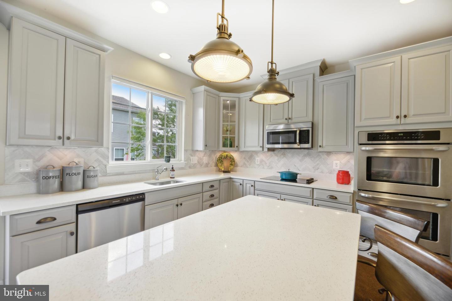 10723 CALEDONIA MEADOW DR, MANASSAS, Virginia 20112, 2 Bedrooms Bedrooms, ,2 BathroomsBathrooms,Residential,For sale,10723 CALEDONIA MEADOW DR,VAPW2093836 MLS # VAPW2093836