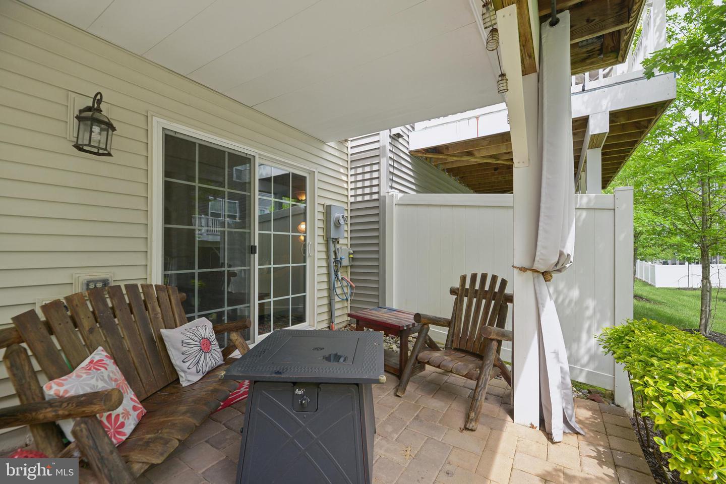 10723 CALEDONIA MEADOW DR, MANASSAS, Virginia 20112, 2 Bedrooms Bedrooms, ,2 BathroomsBathrooms,Residential,For sale,10723 CALEDONIA MEADOW DR,VAPW2093836 MLS # VAPW2093836