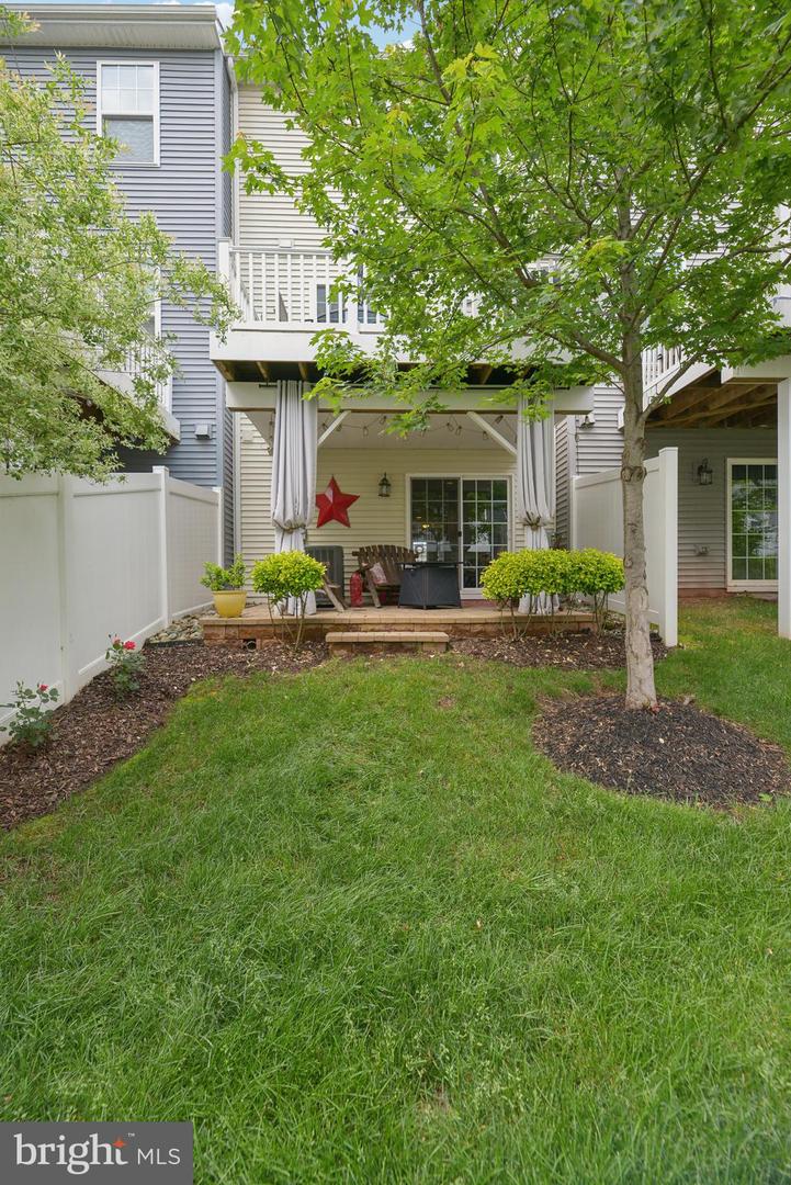 10723 CALEDONIA MEADOW DR, MANASSAS, Virginia 20112, 2 Bedrooms Bedrooms, ,2 BathroomsBathrooms,Residential,For sale,10723 CALEDONIA MEADOW DR,VAPW2093836 MLS # VAPW2093836