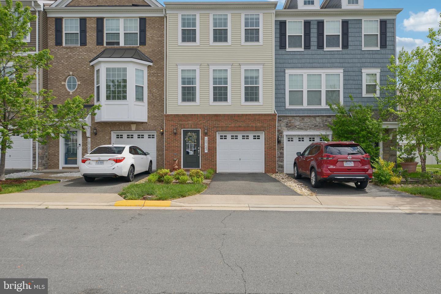 10723 CALEDONIA MEADOW DR, MANASSAS, Virginia 20112, 2 Bedrooms Bedrooms, ,2 BathroomsBathrooms,Residential,For sale,10723 CALEDONIA MEADOW DR,VAPW2093836 MLS # VAPW2093836