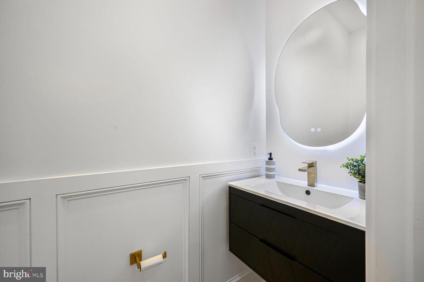 109 P ST NW, WASHINGTON, District Of Columbia 20001, 4 Bedrooms Bedrooms, ,3 BathroomsBathrooms,Residential,For sale,109 P ST NW,DCDC2198942 MLS # DCDC2198942