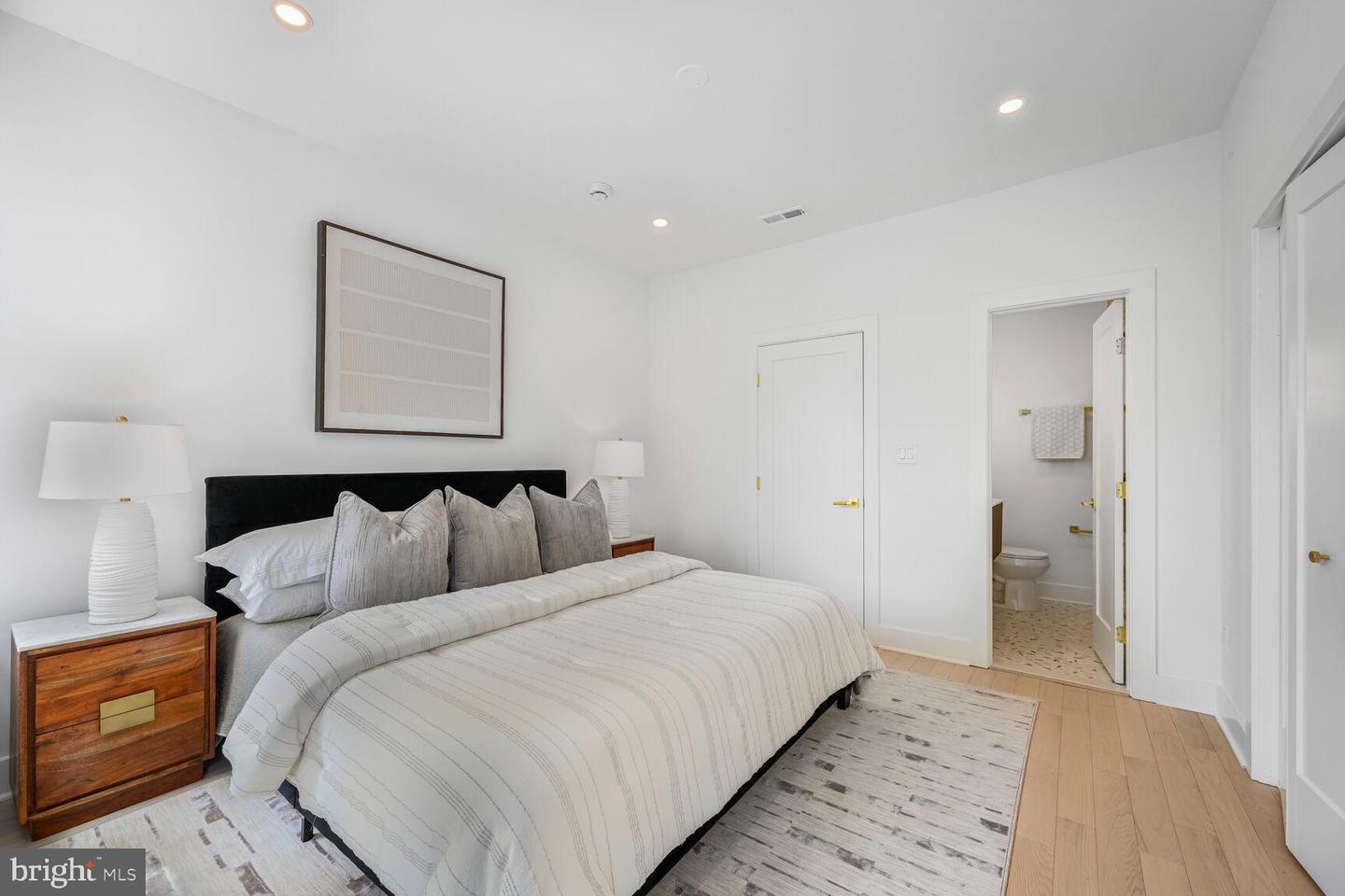109 P ST NW, WASHINGTON, District Of Columbia 20001, 4 Bedrooms Bedrooms, ,3 BathroomsBathrooms,Residential,For sale,109 P ST NW,DCDC2198942 MLS # DCDC2198942