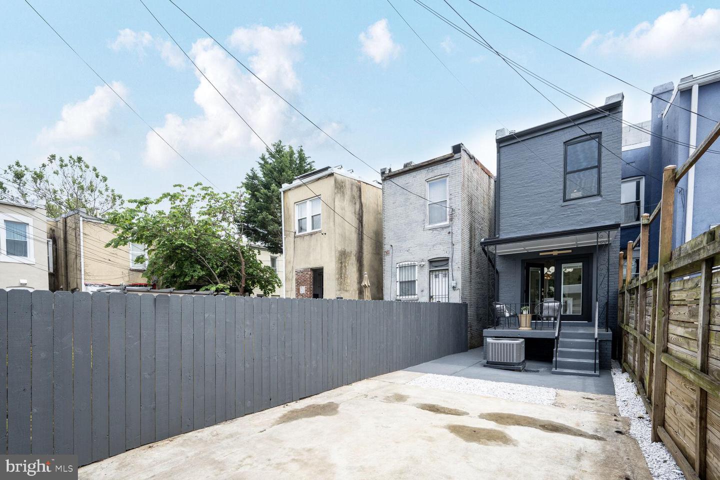 109 P ST NW, WASHINGTON, District Of Columbia 20001, 4 Bedrooms Bedrooms, ,3 BathroomsBathrooms,Residential,For sale,109 P ST NW,DCDC2198942 MLS # DCDC2198942