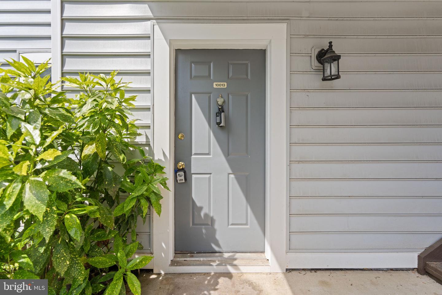 10013 OAKTON TERRACE RD, OAKTON, Virginia 22124, 2 Bedrooms Bedrooms, ,1 BathroomBathrooms,Residential,For sale,10013 OAKTON TERRACE RD,VAFX2238122 MLS # VAFX2238122