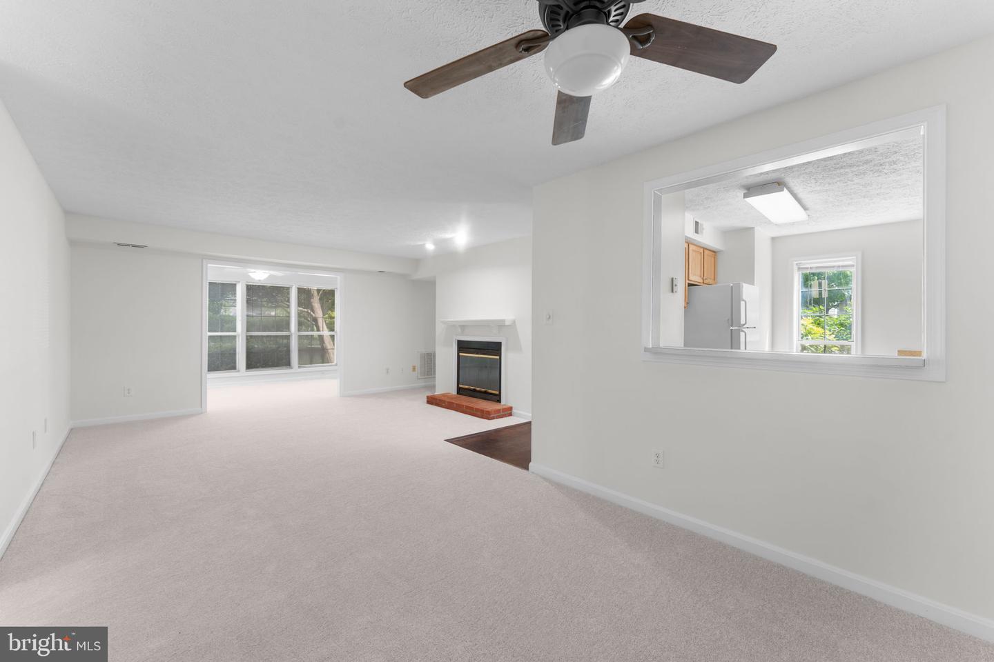 10013 OAKTON TERRACE RD, OAKTON, Virginia 22124, 2 Bedrooms Bedrooms, ,1 BathroomBathrooms,Residential,For sale,10013 OAKTON TERRACE RD,VAFX2238122 MLS # VAFX2238122