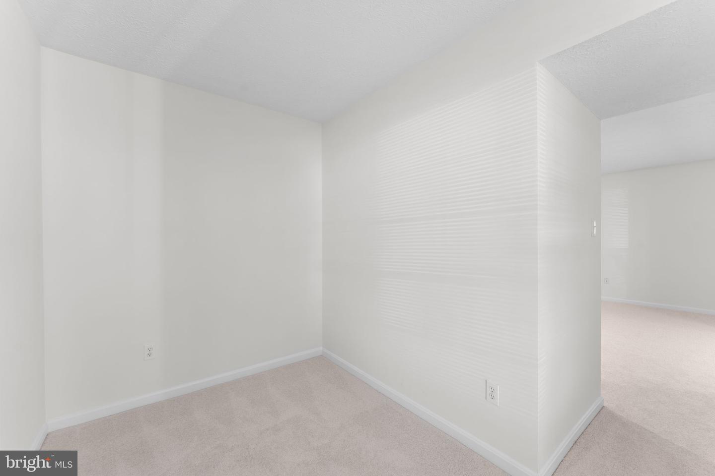 10013 OAKTON TERRACE RD, OAKTON, Virginia 22124, 2 Bedrooms Bedrooms, ,1 BathroomBathrooms,Residential,For sale,10013 OAKTON TERRACE RD,VAFX2238122 MLS # VAFX2238122