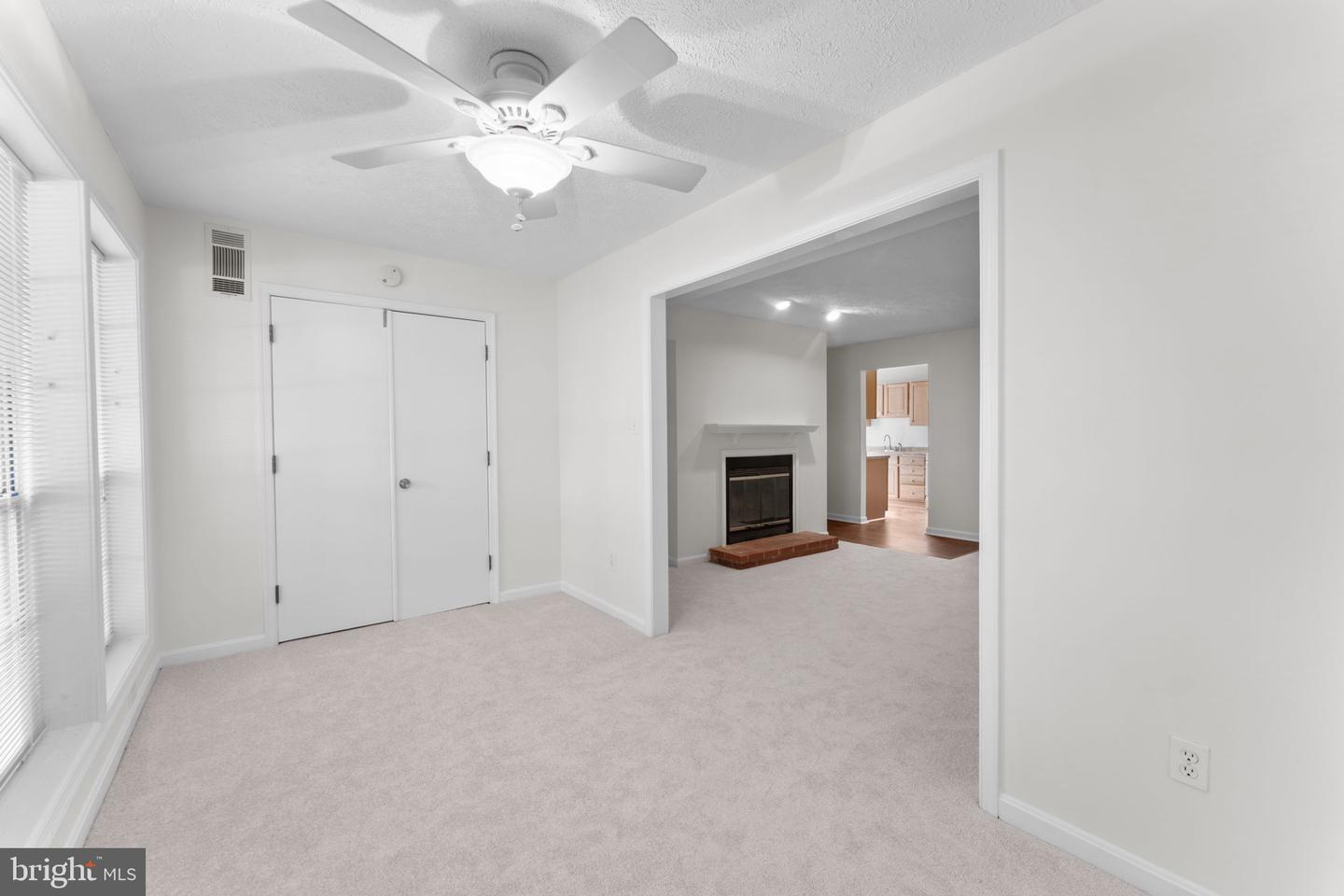 10013 OAKTON TERRACE RD, OAKTON, Virginia 22124, 2 Bedrooms Bedrooms, ,1 BathroomBathrooms,Residential,For sale,10013 OAKTON TERRACE RD,VAFX2238122 MLS # VAFX2238122