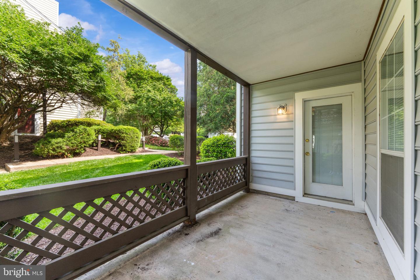10013 OAKTON TERRACE RD, OAKTON, Virginia 22124, 2 Bedrooms Bedrooms, ,1 BathroomBathrooms,Residential,For sale,10013 OAKTON TERRACE RD,VAFX2238122 MLS # VAFX2238122
