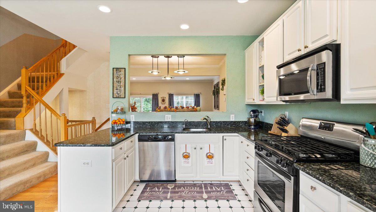 5554 JOWETT CT, ALEXANDRIA, Virginia 22315, 3 Bedrooms Bedrooms, ,2 BathroomsBathrooms,Residential,For sale,5554 JOWETT CT,VAFX2238190 MLS # VAFX2238190