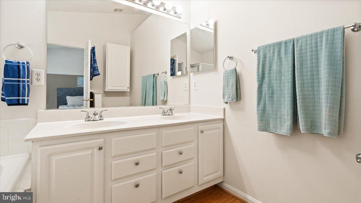 5554 JOWETT CT, ALEXANDRIA, Virginia 22315, 3 Bedrooms Bedrooms, ,2 BathroomsBathrooms,Residential,For sale,5554 JOWETT CT,VAFX2238190 MLS # VAFX2238190