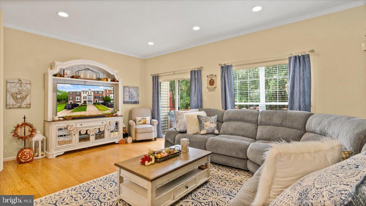 5554 JOWETT CT, ALEXANDRIA, Virginia 22315, 3 Bedrooms Bedrooms, ,2 BathroomsBathrooms,Residential,For sale,5554 JOWETT CT,VAFX2238190 MLS # VAFX2238190