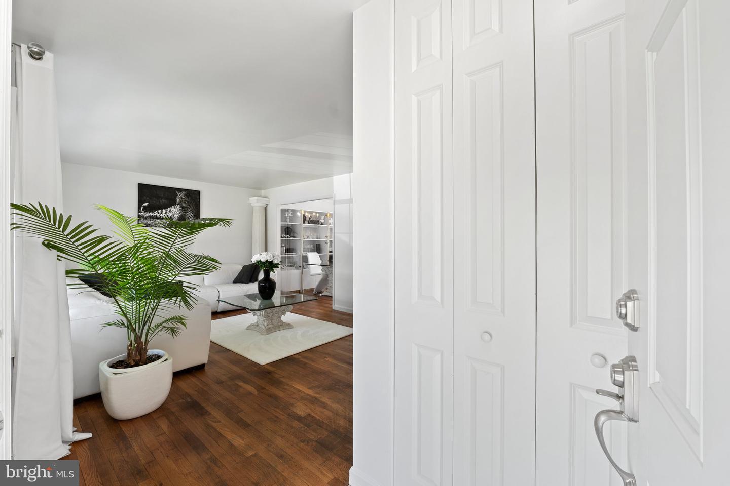 7518 ROXBURY AVE, MANASSAS, Virginia 20109, 3 Bedrooms Bedrooms, 5 Rooms Rooms,2 BathroomsBathrooms,Residential,For sale,7518 ROXBURY AVE,VAPW2093796 MLS # VAPW2093796