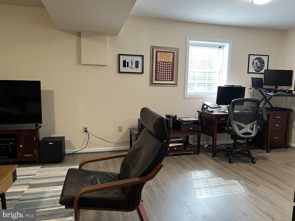 22749 TAIL RACE RD, ALDIE, Virginia 20105, 4 Bedrooms Bedrooms, ,3 BathroomsBathrooms,Residential,For sale,22749 TAIL RACE RD,VALO2095456 MLS # VALO2095456