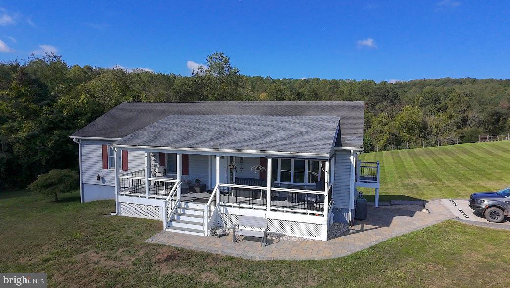 22749 TAIL RACE RD, ALDIE, Virginia 20105, 4 Bedrooms Bedrooms, ,3 BathroomsBathrooms,Residential,For sale,22749 TAIL RACE RD,VALO2095456 MLS # VALO2095456