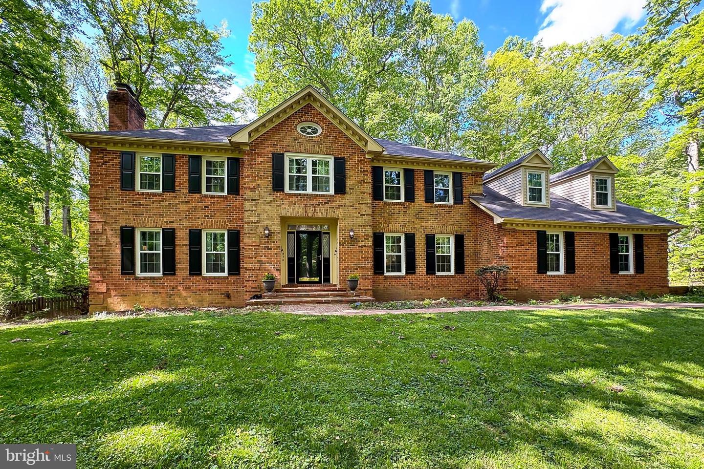5839 WINDSOR RETREAT, WARRENTON, Virginia 20187, 5 Bedrooms Bedrooms, ,4 BathroomsBathrooms,Residential,For sale,5839 WINDSOR RETREAT,VAFQ2016482 MLS # VAFQ2016482