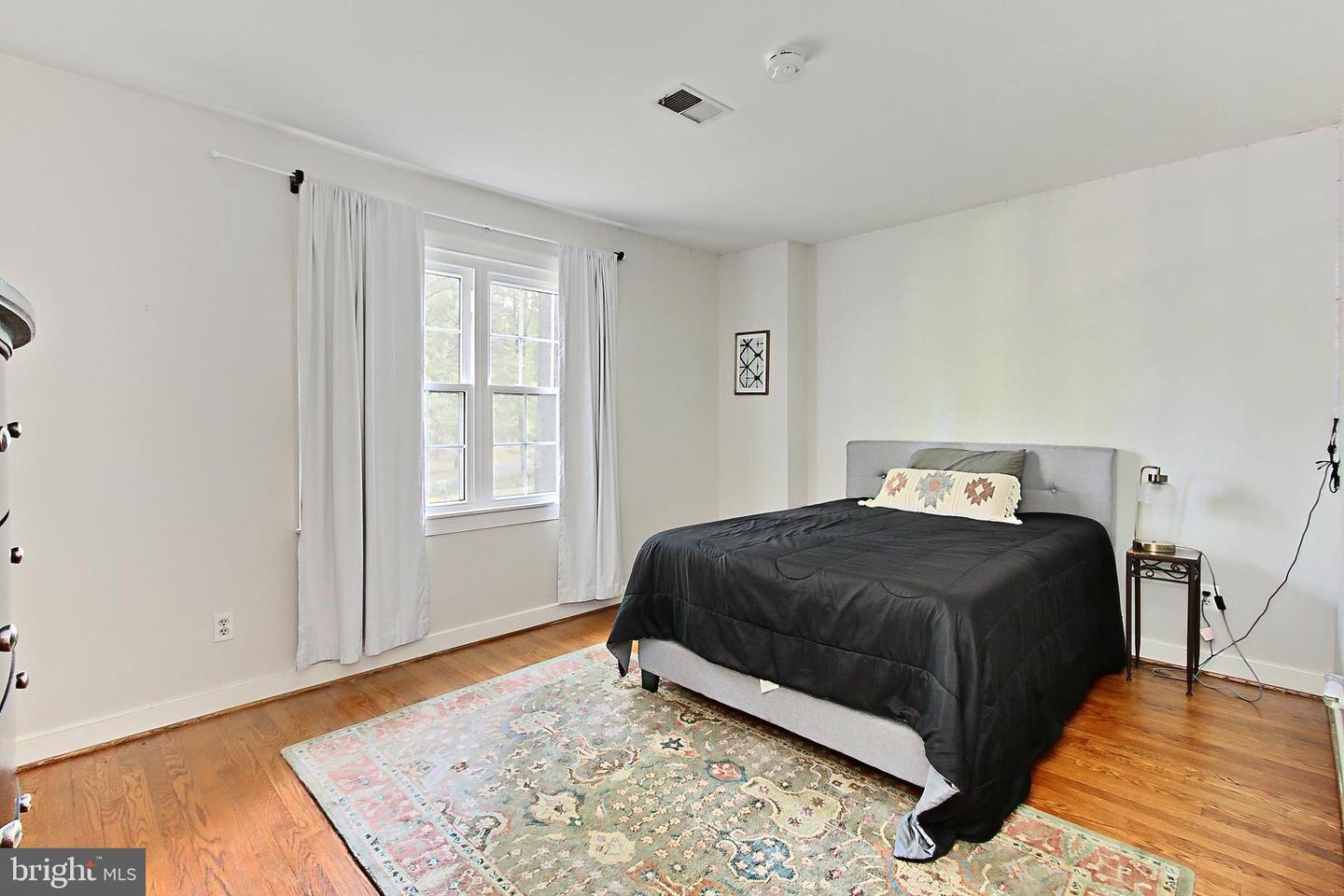 5839 WINDSOR RETREAT, WARRENTON, Virginia 20187, 5 Bedrooms Bedrooms, ,4 BathroomsBathrooms,Residential,For sale,5839 WINDSOR RETREAT,VAFQ2016482 MLS # VAFQ2016482