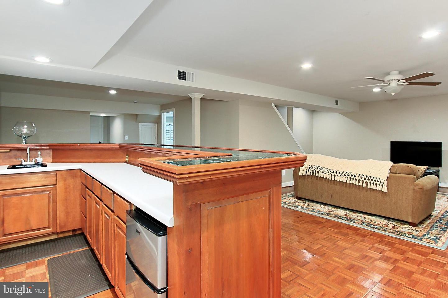 5839 WINDSOR RETREAT, WARRENTON, Virginia 20187, 5 Bedrooms Bedrooms, ,4 BathroomsBathrooms,Residential,For sale,5839 WINDSOR RETREAT,VAFQ2016482 MLS # VAFQ2016482