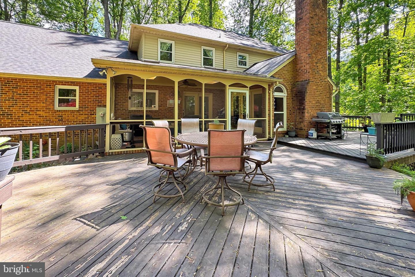5839 WINDSOR RETREAT, WARRENTON, Virginia 20187, 5 Bedrooms Bedrooms, ,4 BathroomsBathrooms,Residential,For sale,5839 WINDSOR RETREAT,VAFQ2016482 MLS # VAFQ2016482