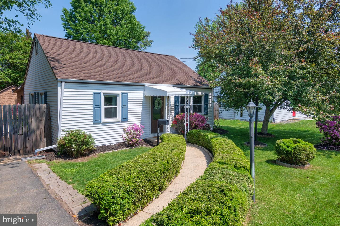 3108 BURGUNDY RD, ALEXANDRIA, Virginia 22303, 3 Bedrooms Bedrooms, ,2 BathroomsBathrooms,Residential,For sale,3108 BURGUNDY RD,VAFX2238348 MLS # VAFX2238348