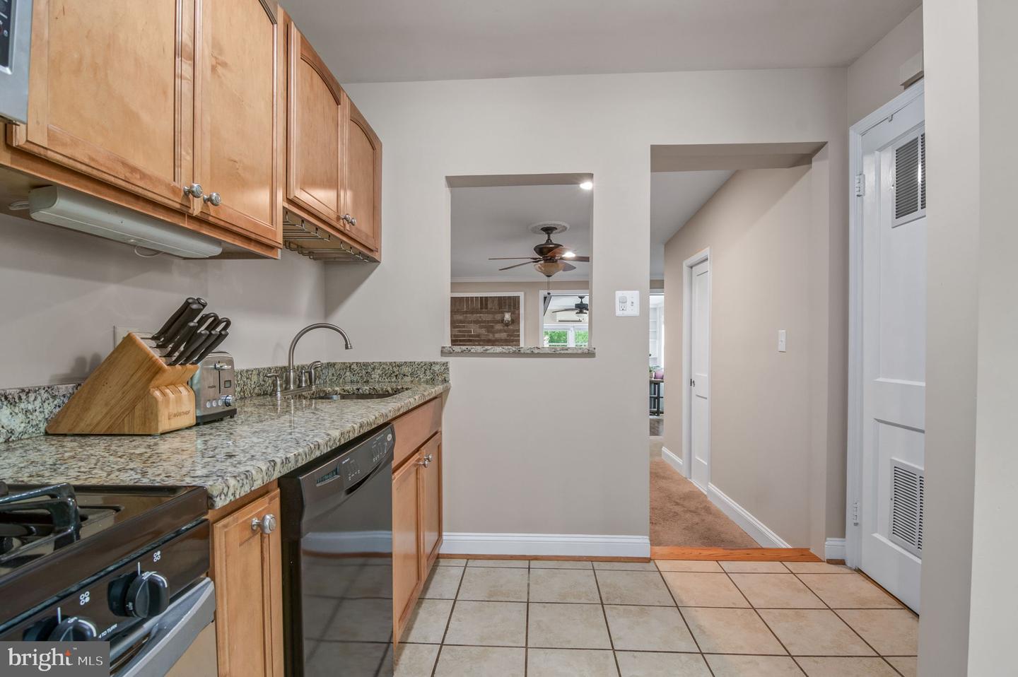 3108 BURGUNDY RD, ALEXANDRIA, Virginia 22303, 3 Bedrooms Bedrooms, ,2 BathroomsBathrooms,Residential,For sale,3108 BURGUNDY RD,VAFX2238348 MLS # VAFX2238348