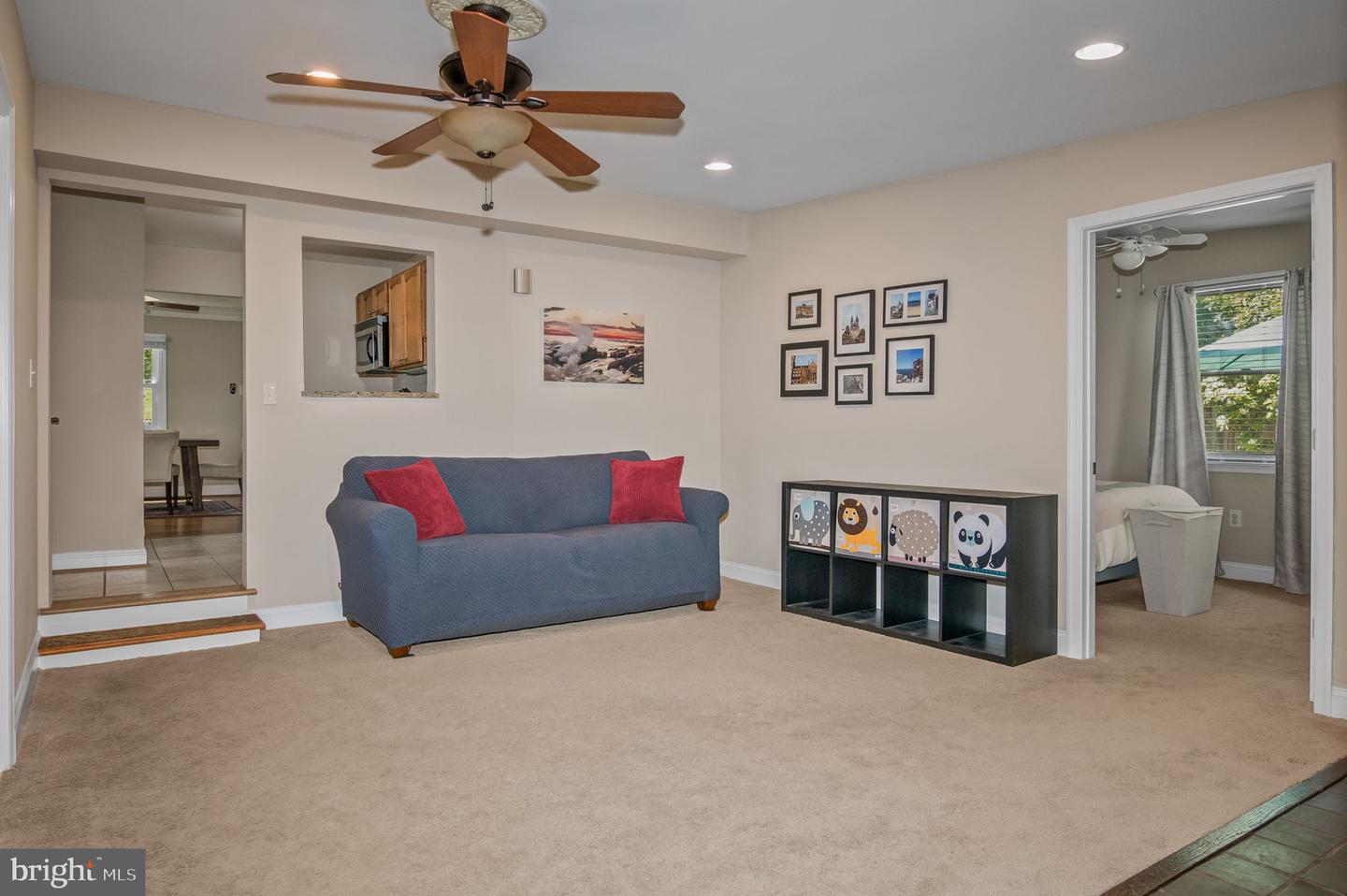 3108 BURGUNDY RD, ALEXANDRIA, Virginia 22303, 3 Bedrooms Bedrooms, ,2 BathroomsBathrooms,Residential,For sale,3108 BURGUNDY RD,VAFX2238348 MLS # VAFX2238348