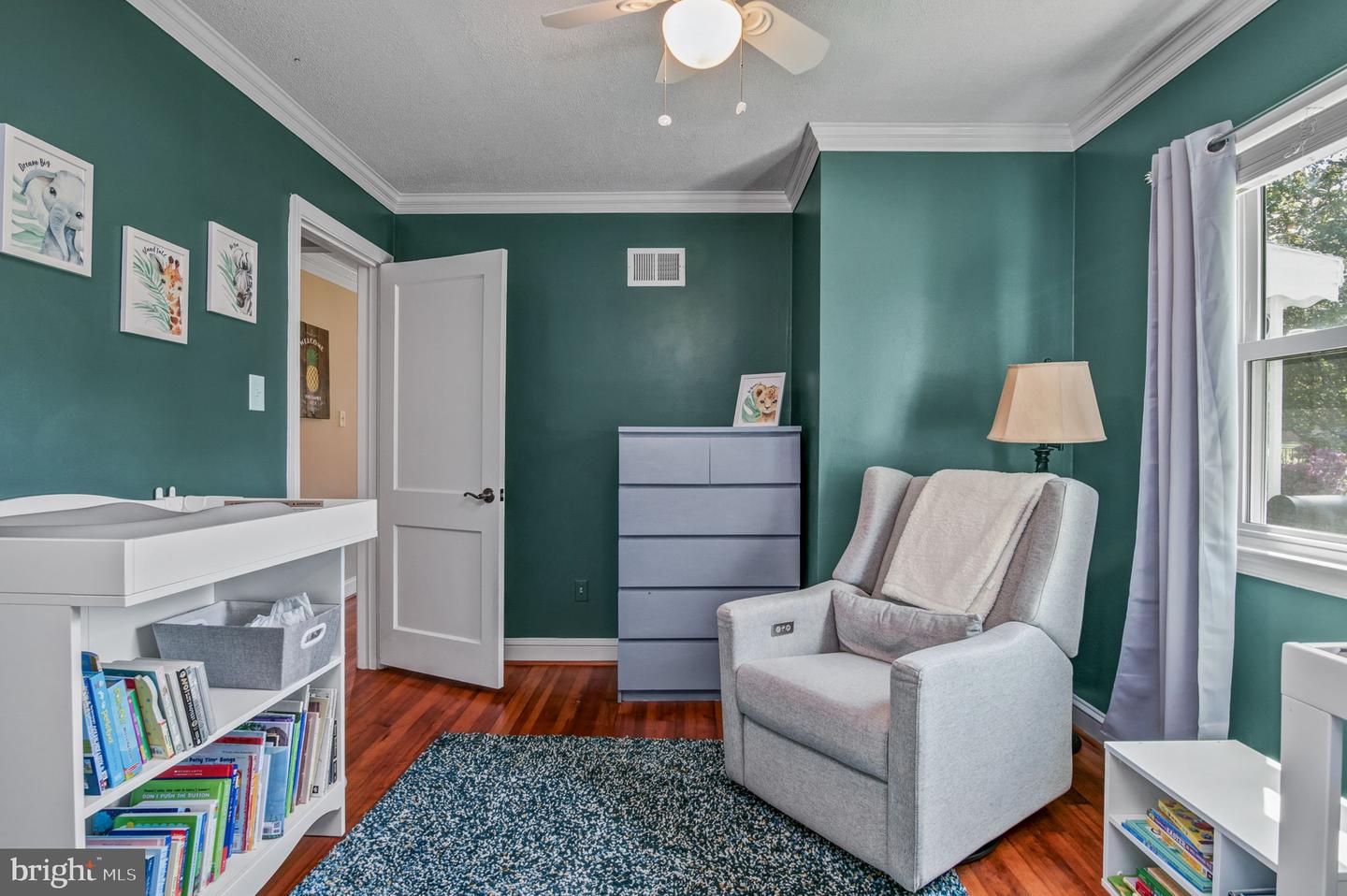 3108 BURGUNDY RD, ALEXANDRIA, Virginia 22303, 3 Bedrooms Bedrooms, ,2 BathroomsBathrooms,Residential,For sale,3108 BURGUNDY RD,VAFX2238348 MLS # VAFX2238348