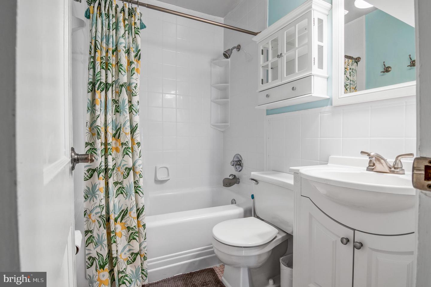 3108 BURGUNDY RD, ALEXANDRIA, Virginia 22303, 3 Bedrooms Bedrooms, ,2 BathroomsBathrooms,Residential,For sale,3108 BURGUNDY RD,VAFX2238348 MLS # VAFX2238348