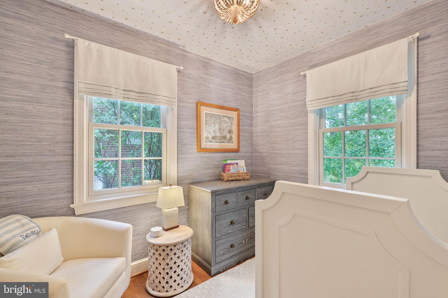 5442 BROAD BRANCH RD NW, WASHINGTON, District Of Columbia 20015, 5 Bedrooms Bedrooms, ,3 BathroomsBathrooms,Residential,For sale,5442 BROAD BRANCH RD NW,DCDC2198776 MLS # DCDC2198776