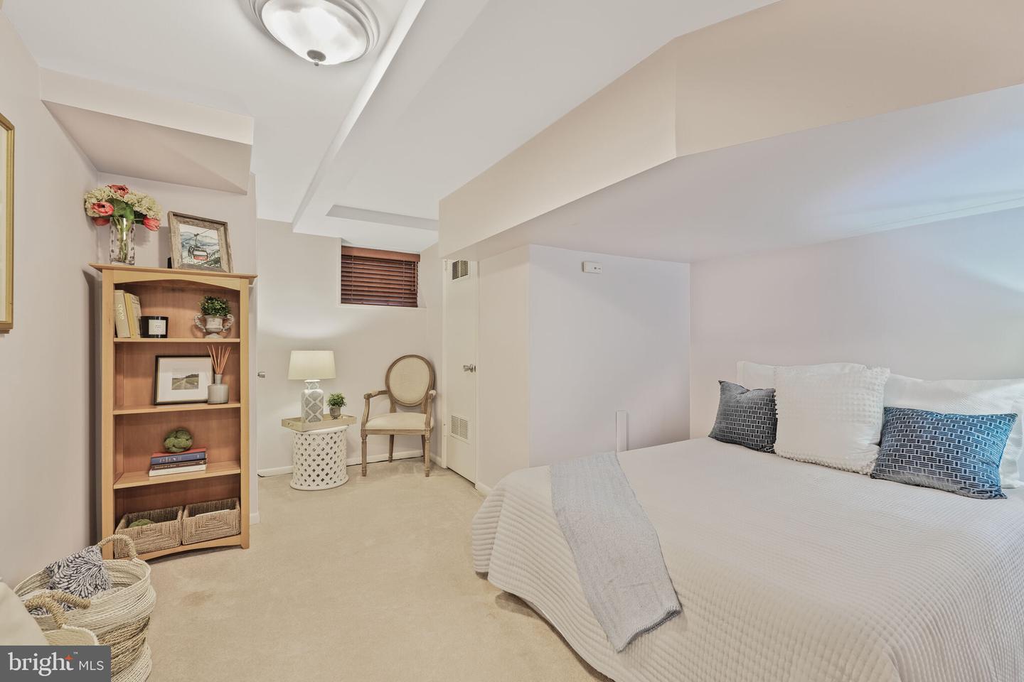 5442 BROAD BRANCH RD NW, WASHINGTON, District Of Columbia 20015, 5 Bedrooms Bedrooms, ,3 BathroomsBathrooms,Residential,For sale,5442 BROAD BRANCH RD NW,DCDC2198776 MLS # DCDC2198776
