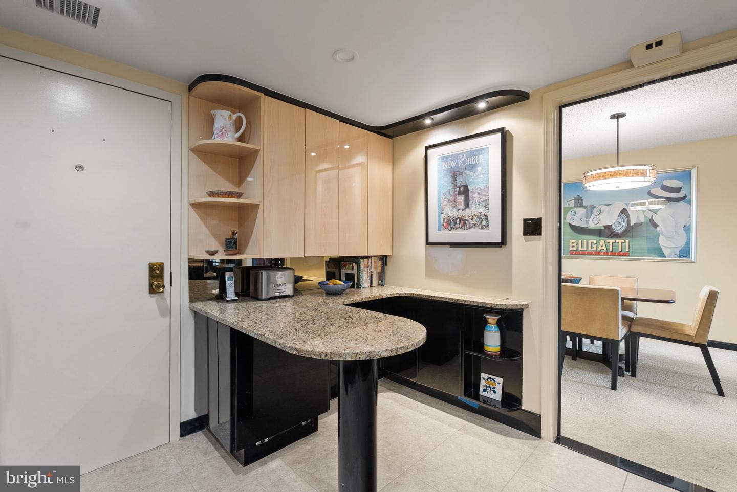 1101 S ARLINGTON RIDGE RD #1107, ARLINGTON, Virginia 22202, 2 Bedrooms Bedrooms, 8 Rooms Rooms,2 BathroomsBathrooms,Residential,For sale,1101 S ARLINGTON RIDGE RD #1107,VAAR2056950 MLS # VAAR2056950