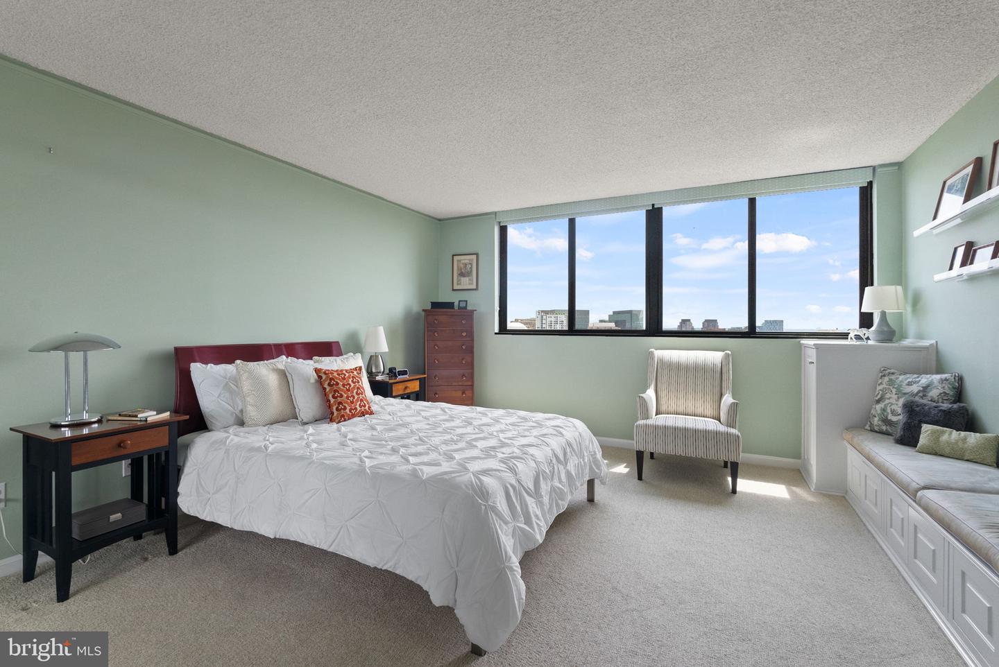 1101 S ARLINGTON RIDGE RD #1107, ARLINGTON, Virginia 22202, 2 Bedrooms Bedrooms, 8 Rooms Rooms,2 BathroomsBathrooms,Residential,For sale,1101 S ARLINGTON RIDGE RD #1107,VAAR2056950 MLS # VAAR2056950