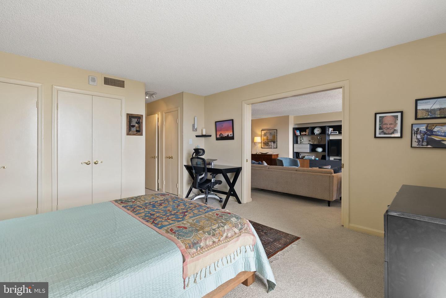 1101 S ARLINGTON RIDGE RD #1107, ARLINGTON, Virginia 22202, 2 Bedrooms Bedrooms, 8 Rooms Rooms,2 BathroomsBathrooms,Residential,For sale,1101 S ARLINGTON RIDGE RD #1107,VAAR2056950 MLS # VAAR2056950