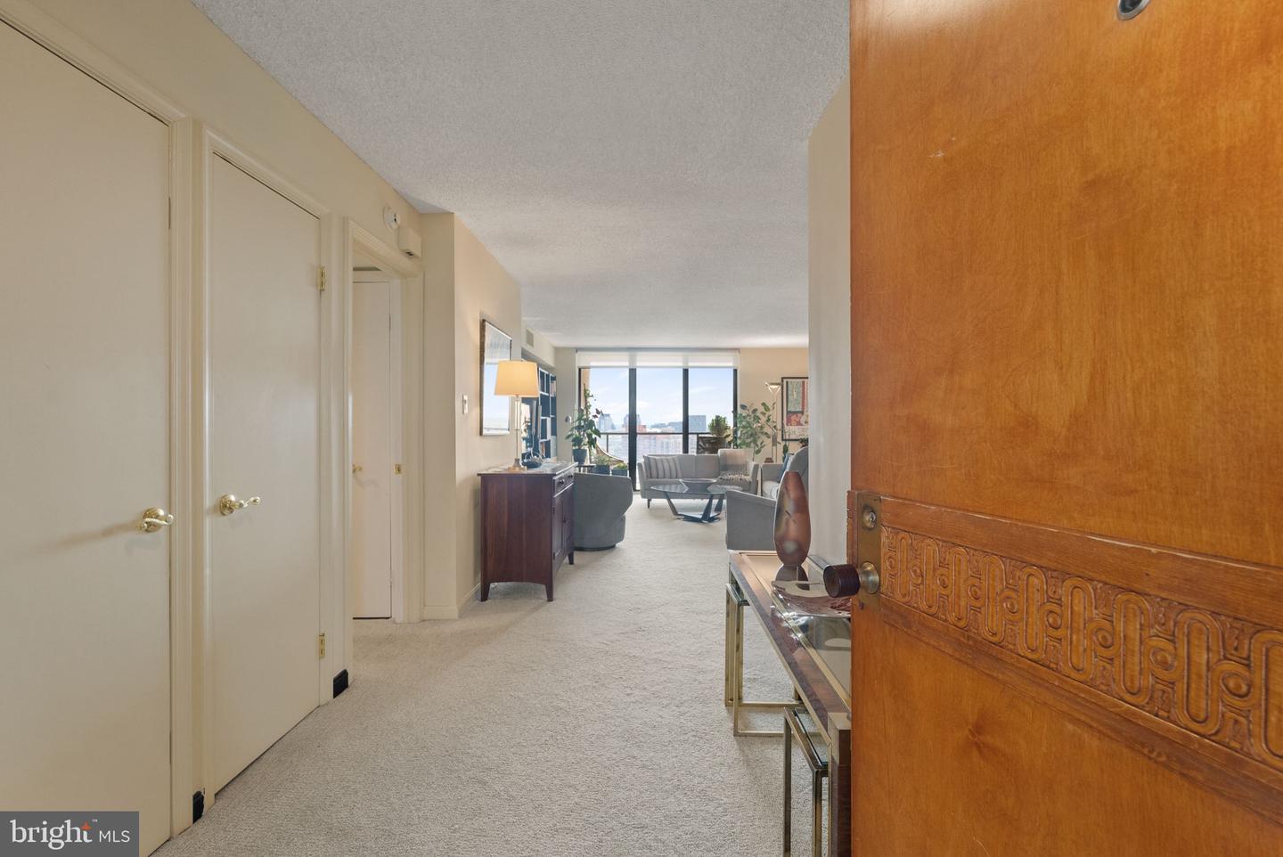 1101 S ARLINGTON RIDGE RD #1107, ARLINGTON, Virginia 22202, 2 Bedrooms Bedrooms, 8 Rooms Rooms,2 BathroomsBathrooms,Residential,For sale,1101 S ARLINGTON RIDGE RD #1107,VAAR2056950 MLS # VAAR2056950