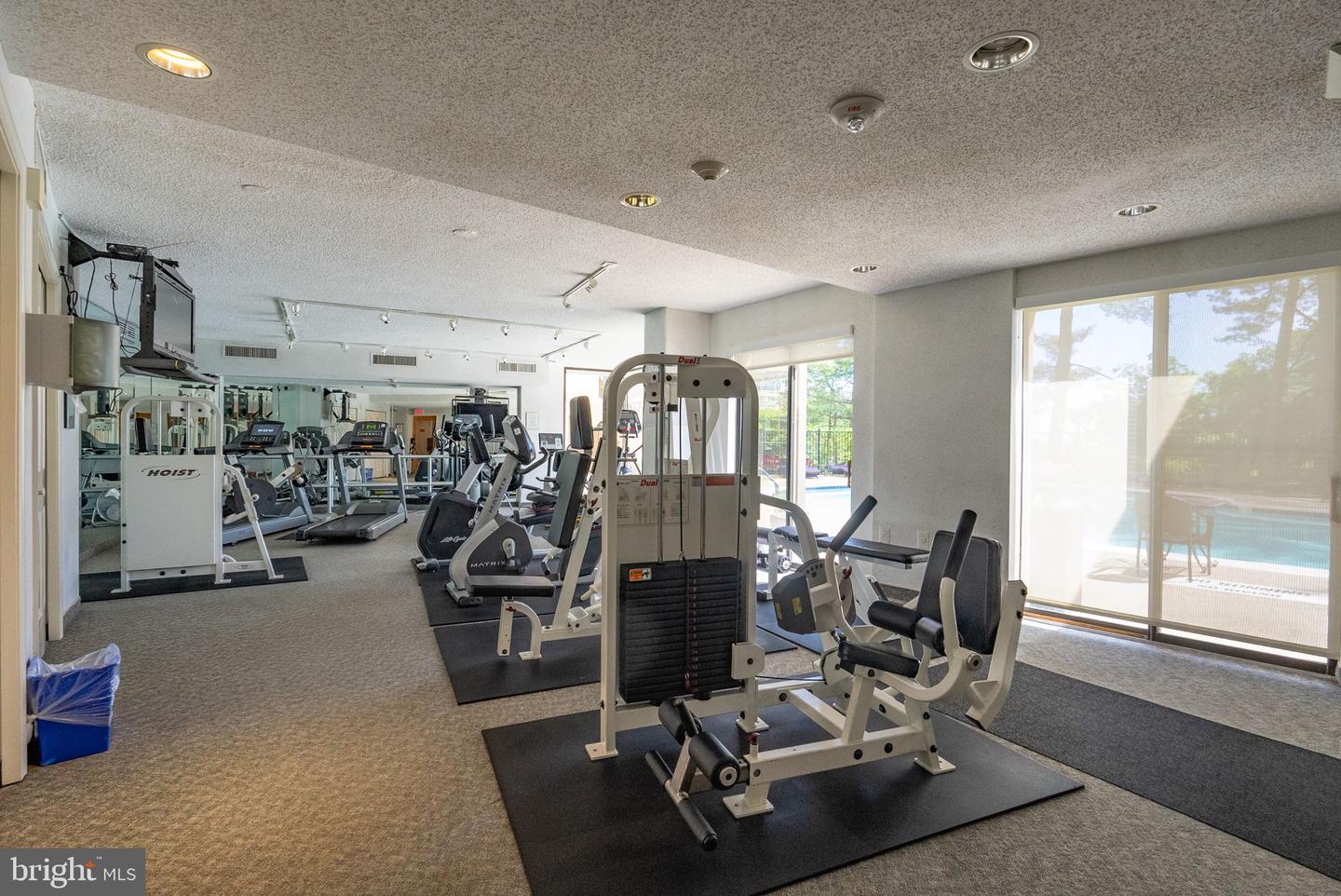 1101 S ARLINGTON RIDGE RD #1107, ARLINGTON, Virginia 22202, 2 Bedrooms Bedrooms, 8 Rooms Rooms,2 BathroomsBathrooms,Residential,For sale,1101 S ARLINGTON RIDGE RD #1107,VAAR2056950 MLS # VAAR2056950